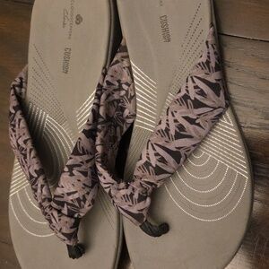 Clarks Women's Sandals in Gray